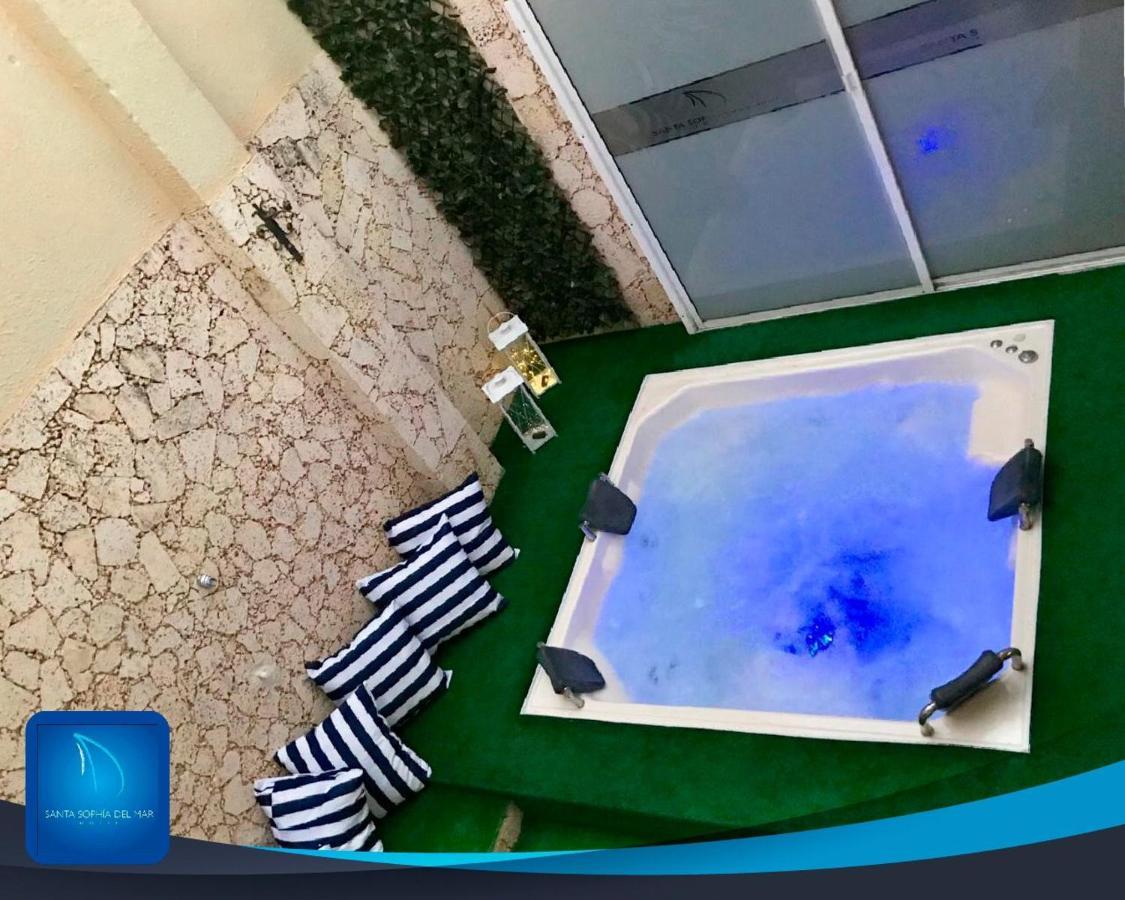 Homestay Santa Sophia Del Mar *